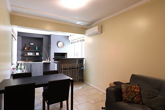 Apartamento à venda com 2 quartos, 74m² em Higienópolis, Porto Alegre