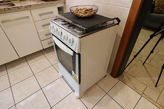 Cozinha de apartamento à venda com 2 quartos, 74m² em Higienópolis, Porto Alegre