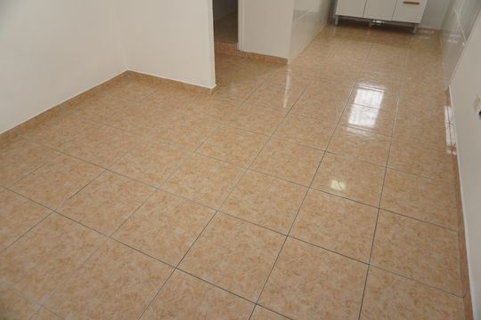 Quarto de casa de condomínio para alugar com 1 quarto, 21m² em Jardim das Rosas, Embu das Artes