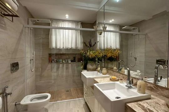 Apartamento para alugar com 3 quartos, 170m² em Setor Bueno, Goiânia