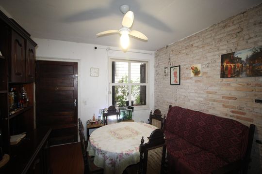 Sala de apartamento à venda com 2 quartos, 54m² em Rubem Berta, Porto Alegre