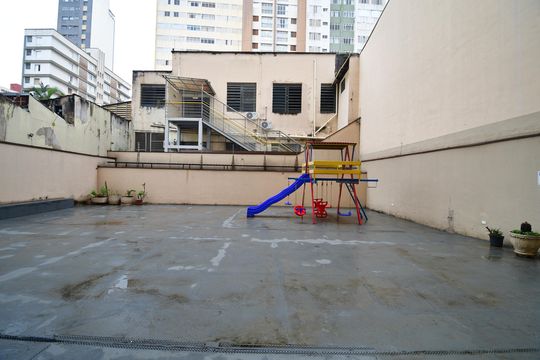Área comum - Playground de apartamento para alugar com 2 quartos, 80m² em Centro, Campinas