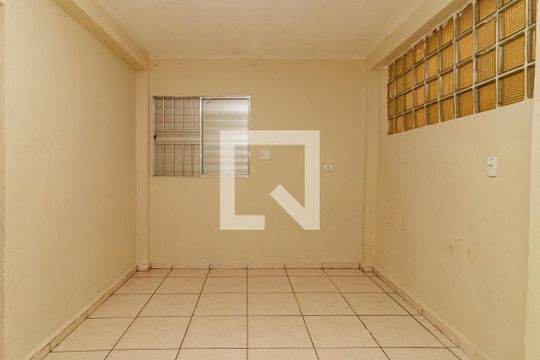 Casa à venda com 2 quartos, 75m² em Parque Vitoria, São Paulo