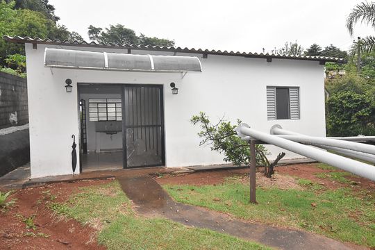 Fachada da casa de casa para alugar com 2 quartos, 47m² em Ivoturucaia, Jundiaí