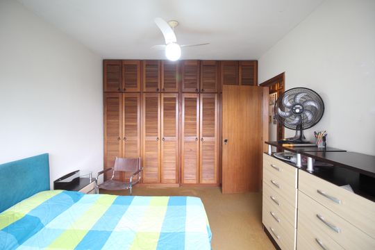 Quarto 2 de apartamento à venda com 3 quartos, 260m² em Petrópolis, Porto Alegre