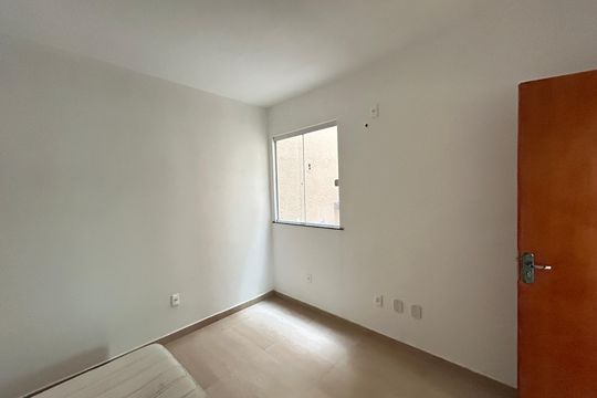 Quarto 2 de casa para alugar com 2 quartos, 62m² em Osvaldo Cruz, Rio de Janeiro
