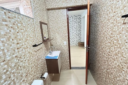 Banheiro de casa para alugar com 2 quartos, 62m² em Osvaldo Cruz, Rio de Janeiro