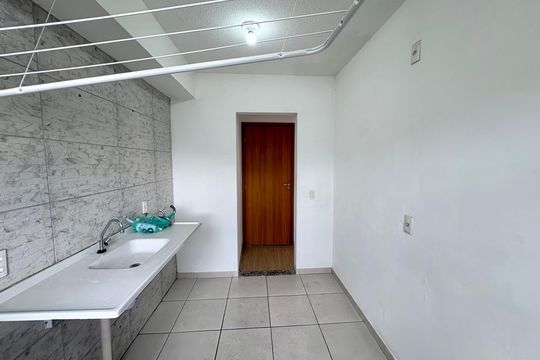 Cozinha de apartamento para alugar com 2 quartos, 47m² em Taquara, Rio de Janeiro