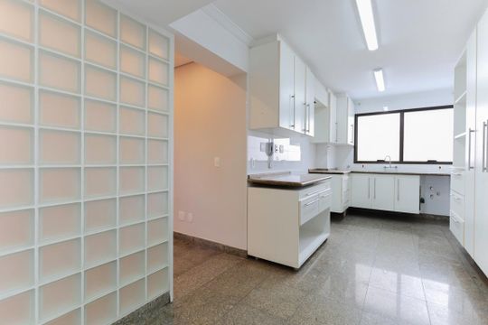 Cozinha de apartamento para alugar com 4 quartos, 252m² em Santana, São Paulo