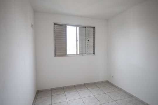 Quarto 1 de apartamento para alugar com 2 quartos, 60m² em Piratininga, Osasco