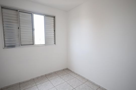 Quarto 2 de apartamento para alugar com 2 quartos, 60m² em Piratininga, Osasco