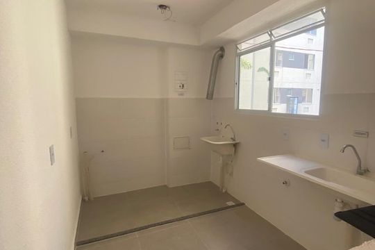 Cozinha de apartamento para alugar com 2 quartos, 44m² em Jardim Alvorada, Nova Iguaçu