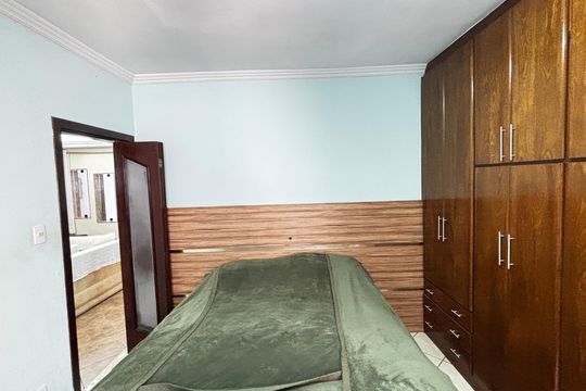 Quarto 1 de casa à venda com 3 quartos, 176m² em Vila Alto de Santo Andre, Santo André