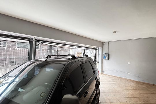 Garagem de casa à venda com 3 quartos, 176m² em Vila Alto de Santo Andre, Santo André