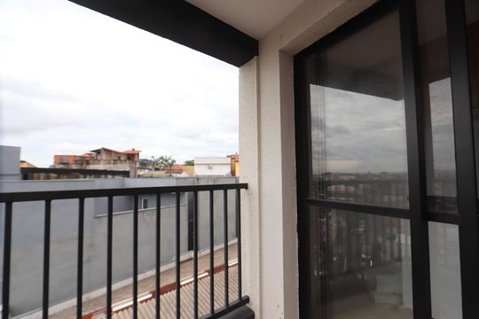 Varanda de apartamento para alugar com 2 quartos, 42m² em Parque Savoy City, São Paulo