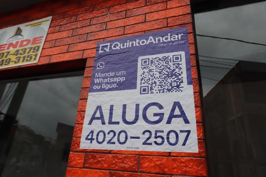 Placa de apartamento para alugar com 2 quartos, 42m² em Parque Savoy City, São Paulo