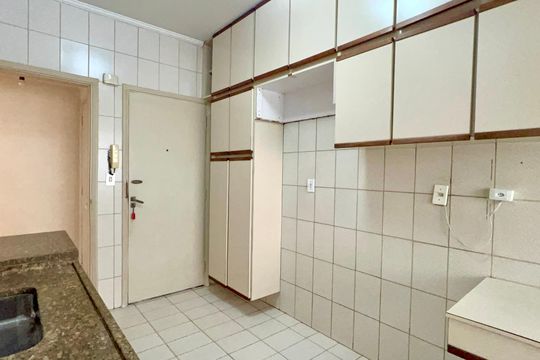 Cozinha de apartamento para alugar com 2 quartos, 101m² em Jardim Paulista, São Paulo