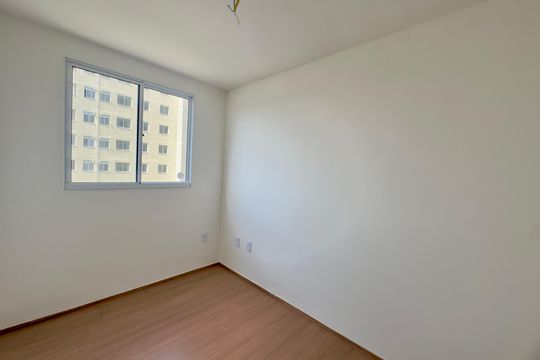 Quarto 1 de apartamento para alugar com 2 quartos, 40m² em Vila Nova Bonsucesso, Guarulhos