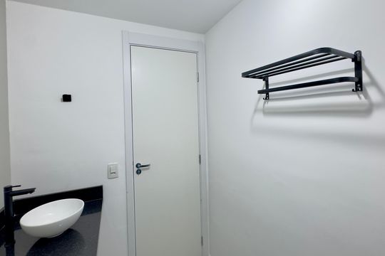 Banheiro de apartamento para alugar com 2 quartos, 38m² em Picanço, Guarulhos