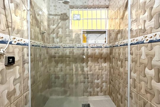 Banheiro de casa à venda com 2 quartos, 350m² em Parque da Figueira, Campinas
