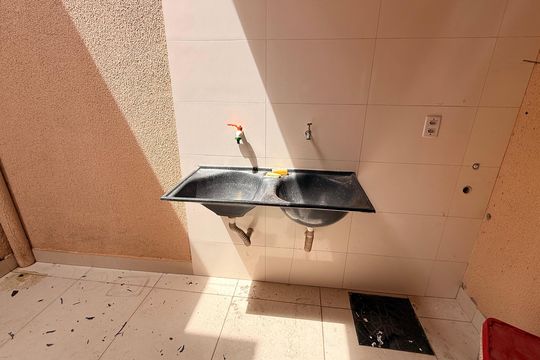 Área de Serviço de casa para alugar com 2 quartos, 130m² em Setor Tres Marias, Goiânia