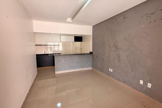 Sala de casa para alugar com 2 quartos, 130m² em Setor Tres Marias, Goiânia