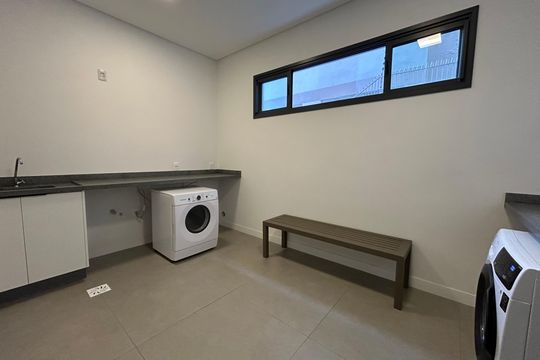 Lavanderia de kitnet/studio para alugar com 1 quarto, 35m² em Pantanal, Florianópolis