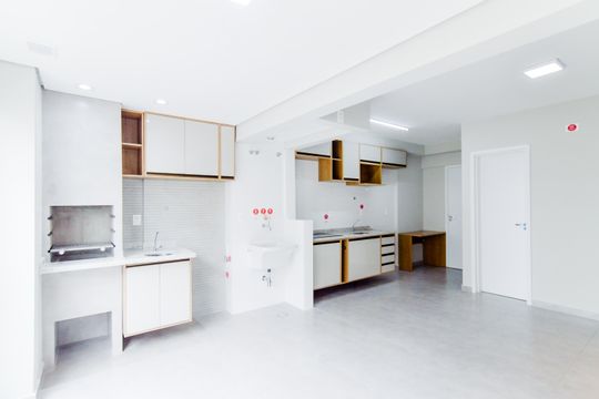 Varanda  de kitnet/studio para alugar com 1 quarto, 31m² em Picanço, Guarulhos