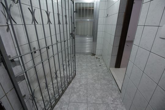 Quintal de casa para alugar com 3 quartos, 106m² em Embaré, Santos