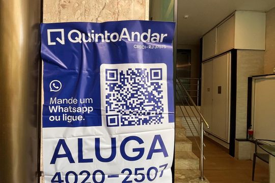 Placa  de apartamento para alugar com 1 quarto, 33m² em Ipanema, Rio de Janeiro