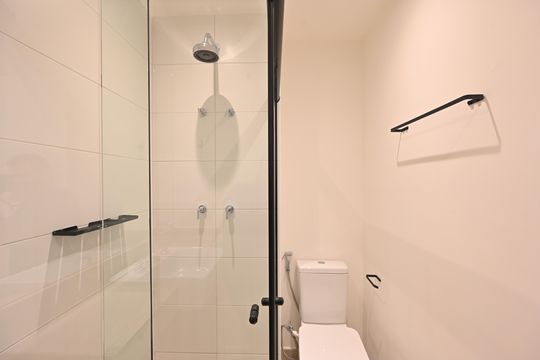 Banheiro Social de kitnet/studio para alugar com 1 quarto, 26m² em Vila Clementino, São Paulo