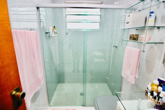 Banheiro 2 de casa para alugar com 3 quartos, 350m² em Jardim Belem, São Paulo