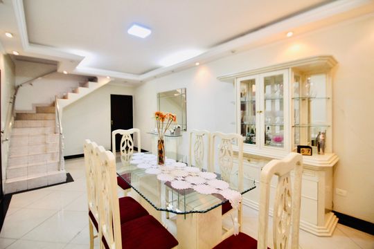 Casa para alugar com 3 quartos, 350m² em Jardim Belem, São Paulo