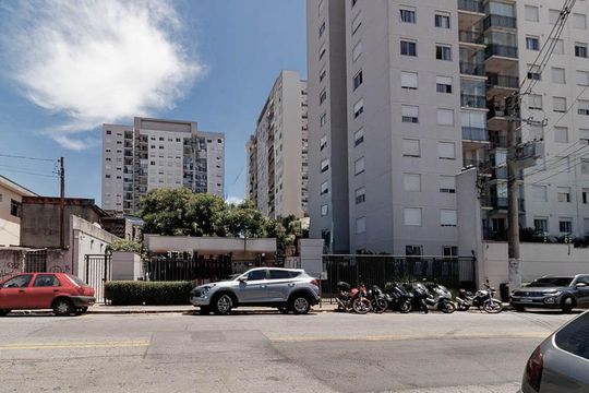 Fachada  de apartamento para alugar com 2 quartos, 48m² em Jardim Brasil, São Paulo