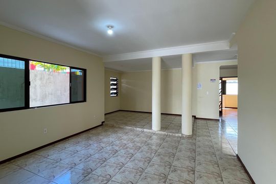 Sala de casa para alugar com 4 quartos, 293m² em Passa Vinte, Palhoça
