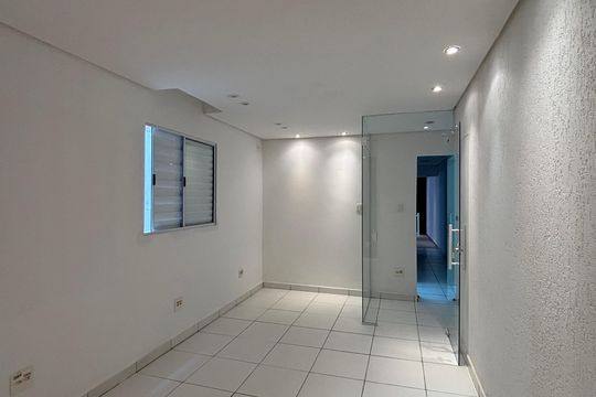 Quarto 2 de casa para alugar com 2 quartos, 82m² em Vila Clementino, São Paulo