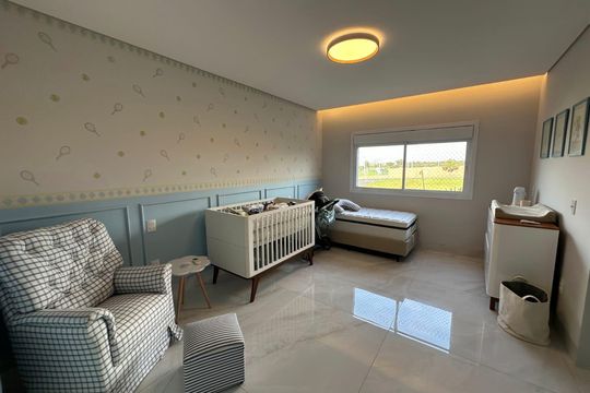 Quarto 3 de casa de condomínio à venda com 4 quartos, 394m² em Parque Atheneu, Goiânia