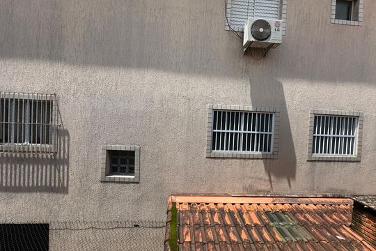 Vista da Sala de apartamento para alugar com 2 quartos, 60m² em Centro, São Vicente