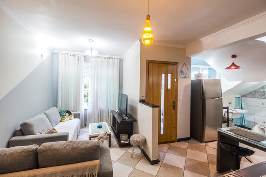 Casa para alugar com 1 quarto, 58m² em Jardim dos Camargos, Barueri