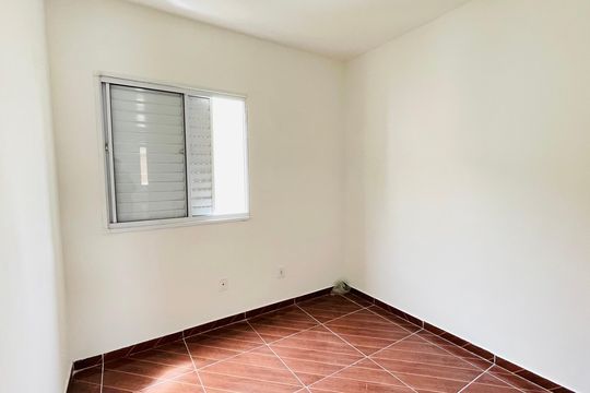 Quarto 1 de casa de condomínio para alugar com 2 quartos, 50m² em Parque Mirante da Mata, Cotia