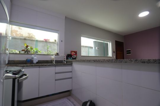 Cozinha de casa de condomínio à venda com 2 quartos, 60m² em Jardim Tiete, São Paulo