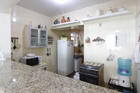 Cozinha de apartamento para alugar com 2 quartos, 70m² em Centro, Cabo Frio