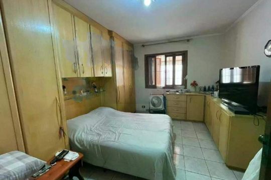 Casa à venda com 4 quartos, 390m² em Santa Terezinha, Santo André