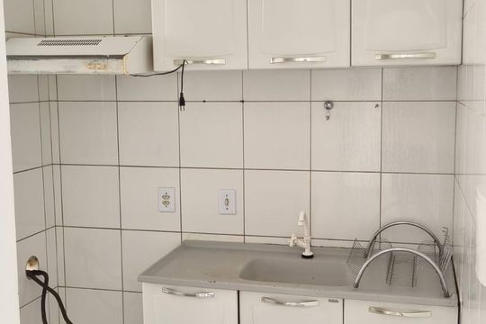 Cozinha de apartamento à venda com 2 quartos, 50m² em Residencial Takanos, Campinas