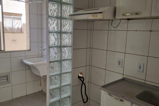 Área de serviço de apartamento à venda com 2 quartos, 50m² em Residencial Takanos, Campinas