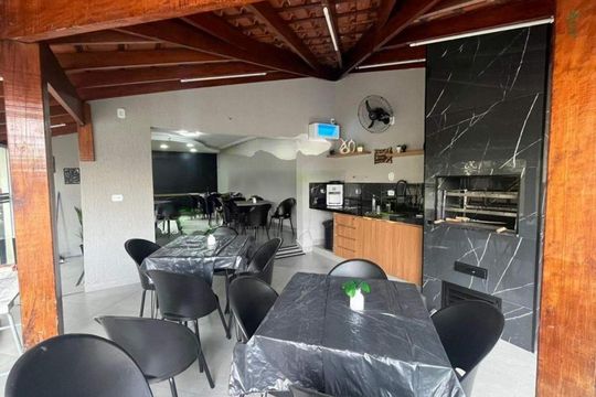 Casa à venda com 3 quartos, 141m² em Sítio da Figueira, São Paulo