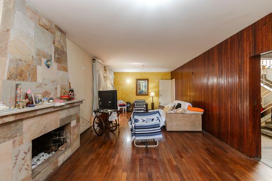 Casa à venda com 4 quartos, 390m² em Campo Belo, São Paulo