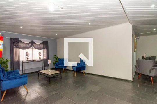 Hall social de apartamento à venda com 2 quartos, 77m² em Jardim Zaira, Guarulhos