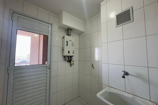 Área de Serviço de apartamento para alugar com 2 quartos, 62m² em Alphaville Industrial, Barueri