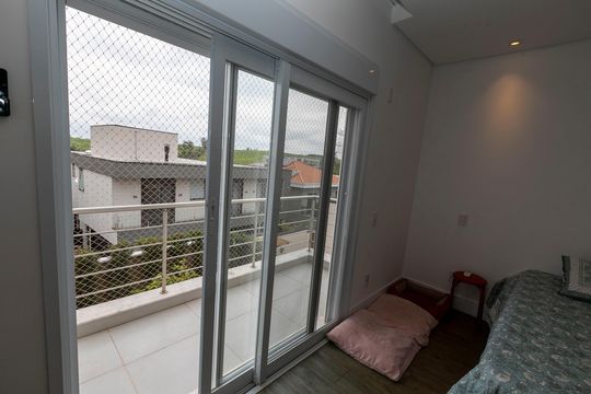 VARANDA SUITE Nº 4 de casa de condomínio à venda com 4 quartos, 344m² em Parque Imperador, Campinas